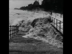 CAN 030 HIGH WINDS AND FLOODING HIT THE UNITED KINGDOM News Clip
