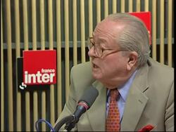 Le Pen campaigns on radio, comments to AP News Clip