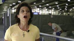 1,000 horseshoe pitchers competing in world championship Instructional Video