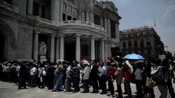 CLEAN: Mexicans pay tribute to novelist Carlos Fue News Clip