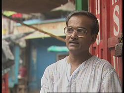 INDIA: CALCUTTA: CITY RESIDENTS FACING ANNUAL WATER SHORTAGES News Clip