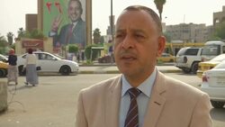 Candidate with largest poster hopes to win big Instructional Video