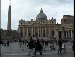 Pilgrims respond to Pope's Angelus News Clip
