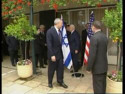 Powell meets Sharon, photo-op News Clip