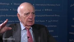 Volcker Says Fed Shouldn't Rely on a Rule to Set Policy News Clip