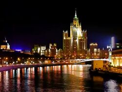 River in the downtown Stock Footage