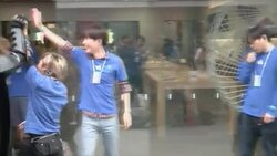 As Apple's new iPhone 6 went on sale around the world, there were some early customers queuing up to get their hands on the new device. (Sept. 19) News Clip