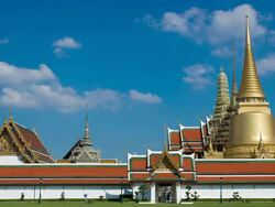Grand palace thai at wat pra kaew Stock Footage