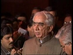 INDIA: INDIAN AIRLINES PLANE HIGHJACKING CRISIS UPDATE News Clip