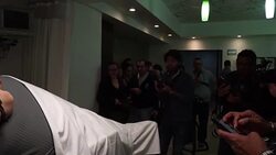 CLEAN : One big resolution: world's fattest man aims for half News Clip