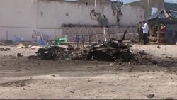 Somalia - Four people killed in car bomb attack near parliament in Somali capital / Aftermath as Somali troops retake the presidential palace / Clashes break out in capital at least 7 dead News Clip