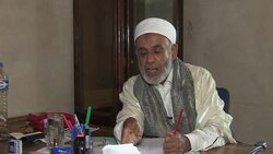 CLEAN: Imam of the Al-Zaytuna Mosque: 'not a magis News Clip