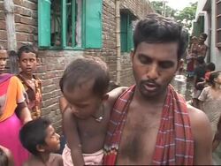Floodwater spreads industrial waste through Dhaka's shantytowns News Clip