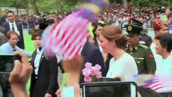 VOICED: Recorrida real por Kuala Lumpur News Clip