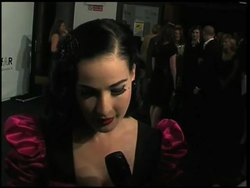 Janet Jackson, Kanye West and other celebs attend amfAR News Clip