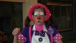 Clown camp for a masterclass in mischief Instructional Video