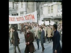 SYND 01/02/71 STUDENTS FROM PRIVATE SCHOOLS STAGE PROTEST MARCH AND RALLY News Clip