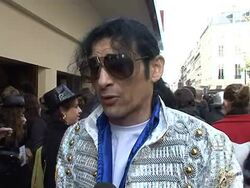 CLEAN: Jackson fans flock to Paris film premiere News Clip