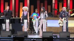 Pharrell, Little Big Town surprise Opry fans Instructional Video