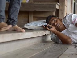 paning : old man use phone and talk Stock Footage