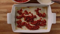 How to layer lasagne Instructional Video