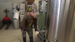 CLEAN : Iceland's unusual green peas and red cabbage Christmas beer News Clip