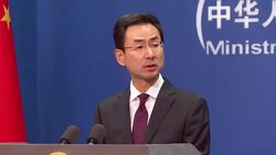 VOICED : China denuncia que EEUU cometio un error al expulsar a diplomaticos chinos News Clip