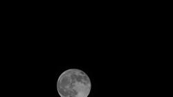 Full moon moving up 4K DCI Stock Footage