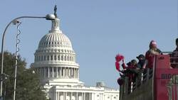 Nationals fans rejoice in red as heroes honored Instructional Video