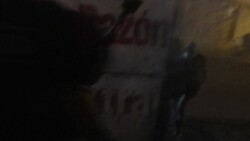 Police and protesters clash in La Paz Instructional Video