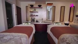 Dubai Like A Local S2 EP4: Girls' Weekend ft Ridhi Dogra News Clip