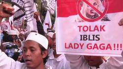 The Controversial World of Dangdut and Caning Instructional Video