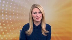 Bill Murray makes surprise visit to Rockland Music Center on Christmas Eve News Clip