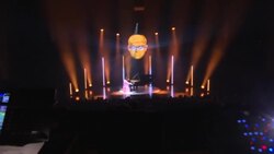 CLEAN : French pianist Sofiane Pamart, from rap collabs to sold-out solos News Clip