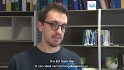 EU countries kick off talks to ban re-exports of Russian LNG News Clip