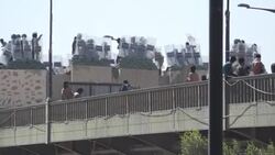 CLEAN : Iraqi protesters clash with security forces during rally in Baghdad News Clip