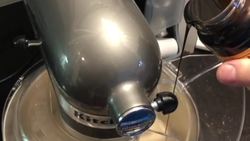 Eat Cookies. Learn German: Deutschlernen in der Küche Instructional Video