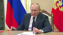 Russia-Ukraine war: Putin greenlights letting volunteers fight News Clip