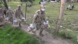 Distribuyen comida a barrios pobres de Colombia News Clip
