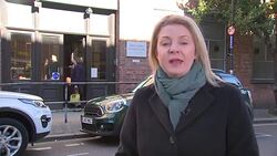 Cabin crew prioritised aircraft landing procedures over defibrillator in teenagers fatal allergic reaction to Pret A Manger sandwich Stock Footage