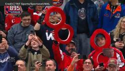 #TheMoment Alex Ovechkin took Wayne Gretzky's goal-scoring crown News Clip