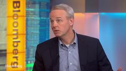 Walmart Struggles With Holiday Sales News Clip