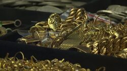 CLEAN : Luxury goods, cars and diamonds: items seized by customs go on sale in Paris News Clip