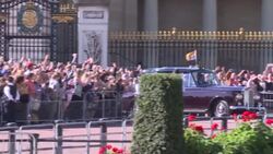 CLEAN : King Charles III leaves Buckingham Palace News Clip
