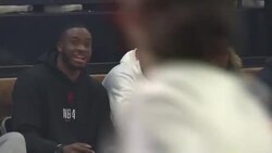 CLEAN : Giannis Antetokounmpo has fun with young basketball players in Paris News Clip