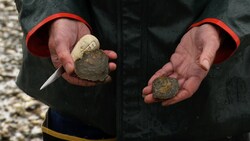 A 4th Generation Oyster Fisherman Instructional Video