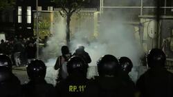 Police use tear gas against Bolivia protesters Instructional Video