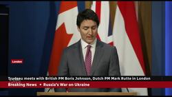 Trudeau announces new sanctions against 10 Russians News Clip