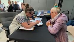 One of largest Kosher pantries in Brooklyn gives out hundreds of pounds of Passover food News Clip