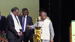 CLEAN : Bill Gates: countries must do more to tackle hunger News Clip